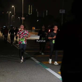 Runner Photo 5648120