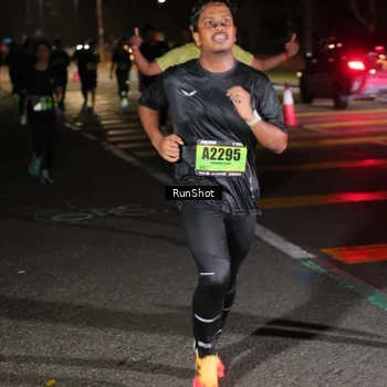 Runner Photo 5648229