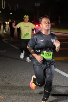 Runner Photo 5648318