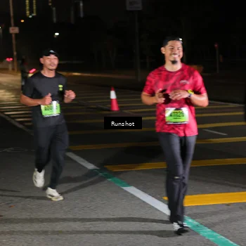 Runner Photo 5648398