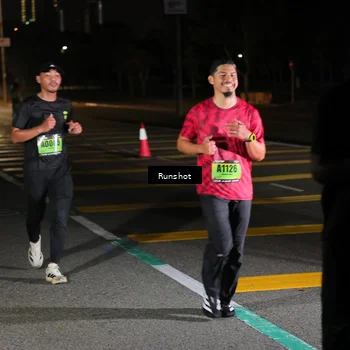 Runner Photo 5648400