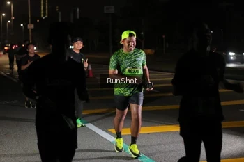 Runner Photo 5648541