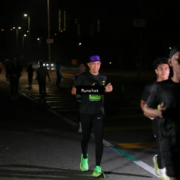 Runner Photo 5649649
