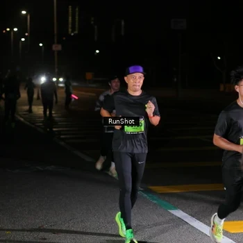 Runner Photo 5649717