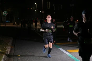 Runner Photo 5649899