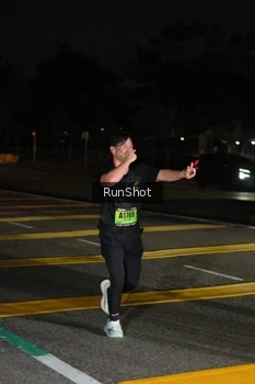 Runner Photo 5649966