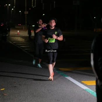 Runner Photo 5650788