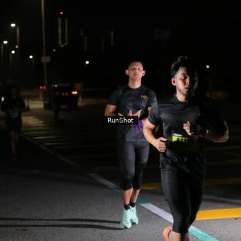 Runner Photo 5650811