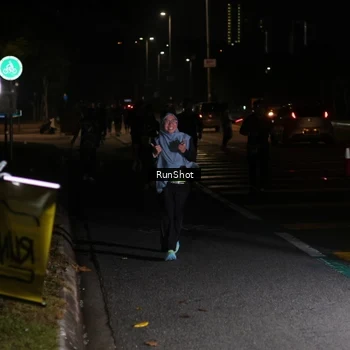 Runner Photo 5651234