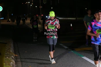 Runner Photo 5651668