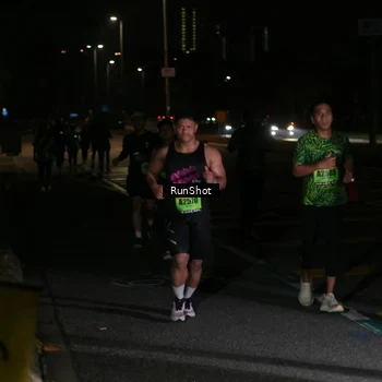 Runner Photo 5651675