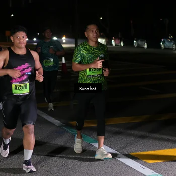 Runner Photo 5651699