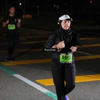 Runner Photo 5651800