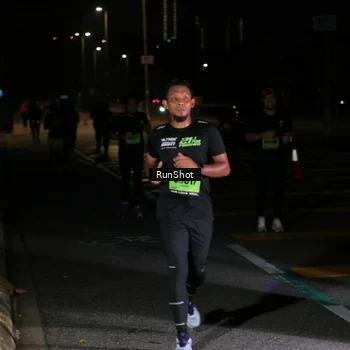 Runner Photo 5651904
