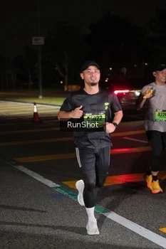 Runner Photo 5653150