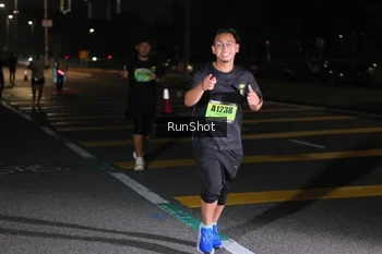 Runner Photo 5654072