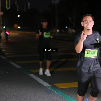 Runner Photo 5654075