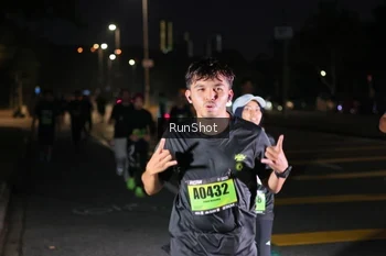 Runner Photo 5654242