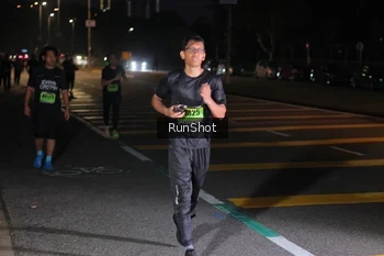 Runner Photo 5654296