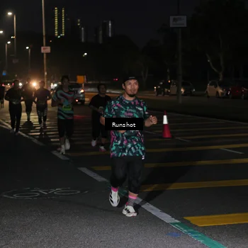 Runner Photo 5654373