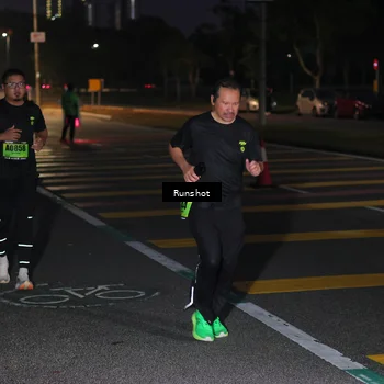 Runner Photo 5654593