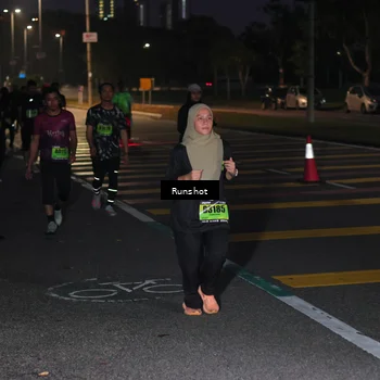 Runner Photo 5654649