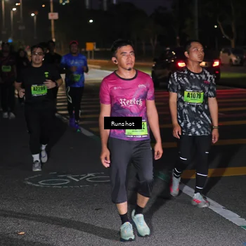 Runner Photo 5654716