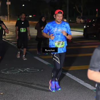 Runner Photo 5654798