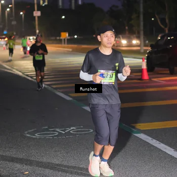 Runner Photo 5655441