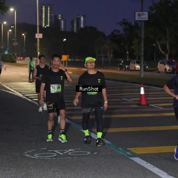 Runner Photo 5655723