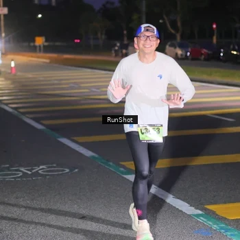 Runner Photo 5655891