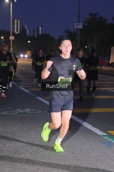 Runner Photo 5656471