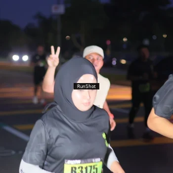 Runner Photo 5656555