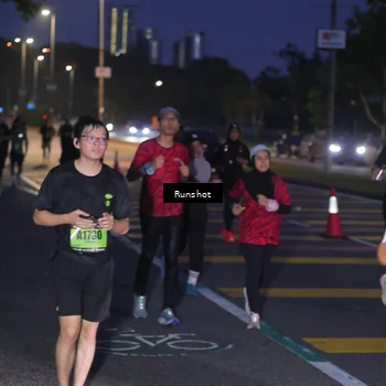 Runner Photo 5656593