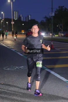 Runner Photo 5657088