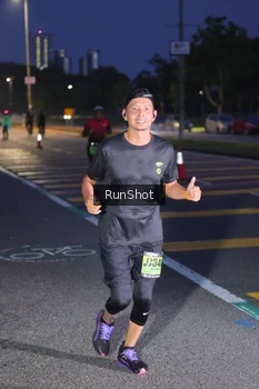 Runner Photo 5657093