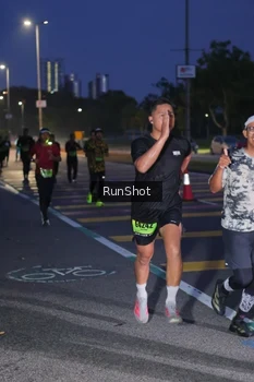 Runner Photo 5657134