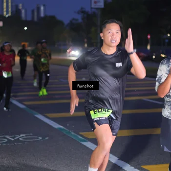 Runner Photo 5657172