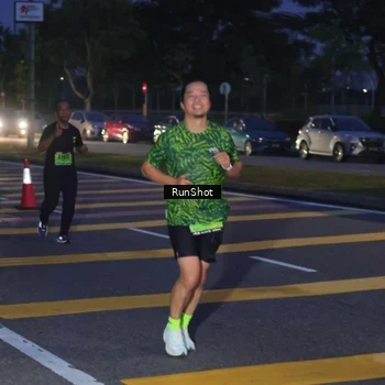 Runner Photo 5657198
