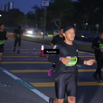 Runner Photo 5657406
