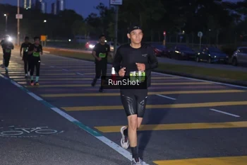 Runner Photo 5657424