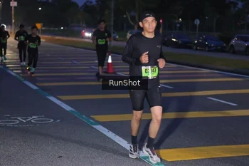 Runner Photo 5657431