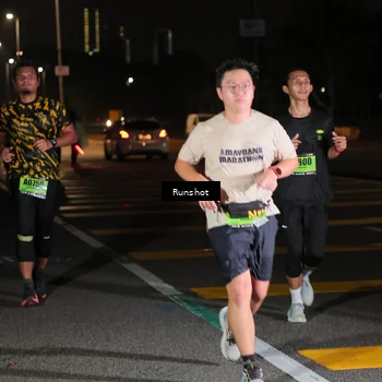 Runner Photo 5657615