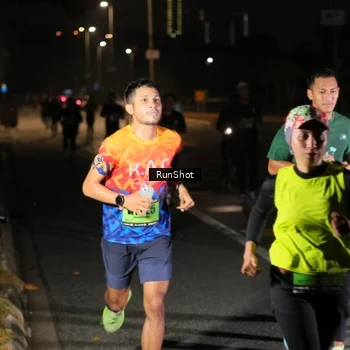 Runner Photo 5658001