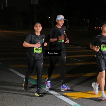 Runner Photo 5658568