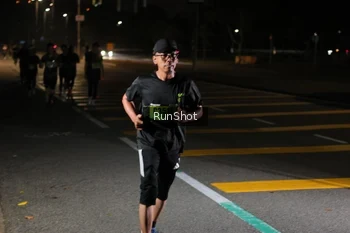 Runner Photo 5659236