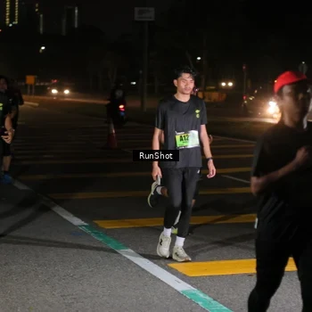 Runner Photo 5659938