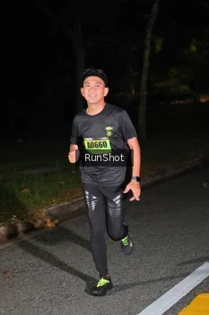 Runner Photo 5661055