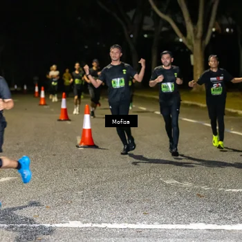 Runner Photo 5661119
