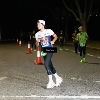 Runner Photo 5662716